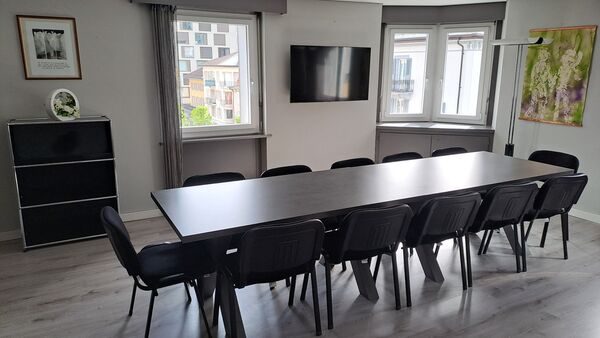 Bureaux lumineux de 120 m² au centre-ville – photo 1